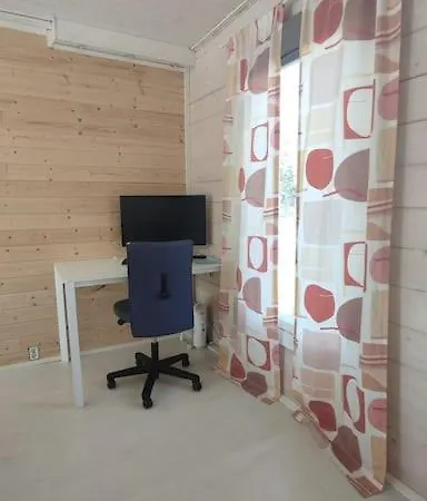 Santa's Reindeer 木屋 *